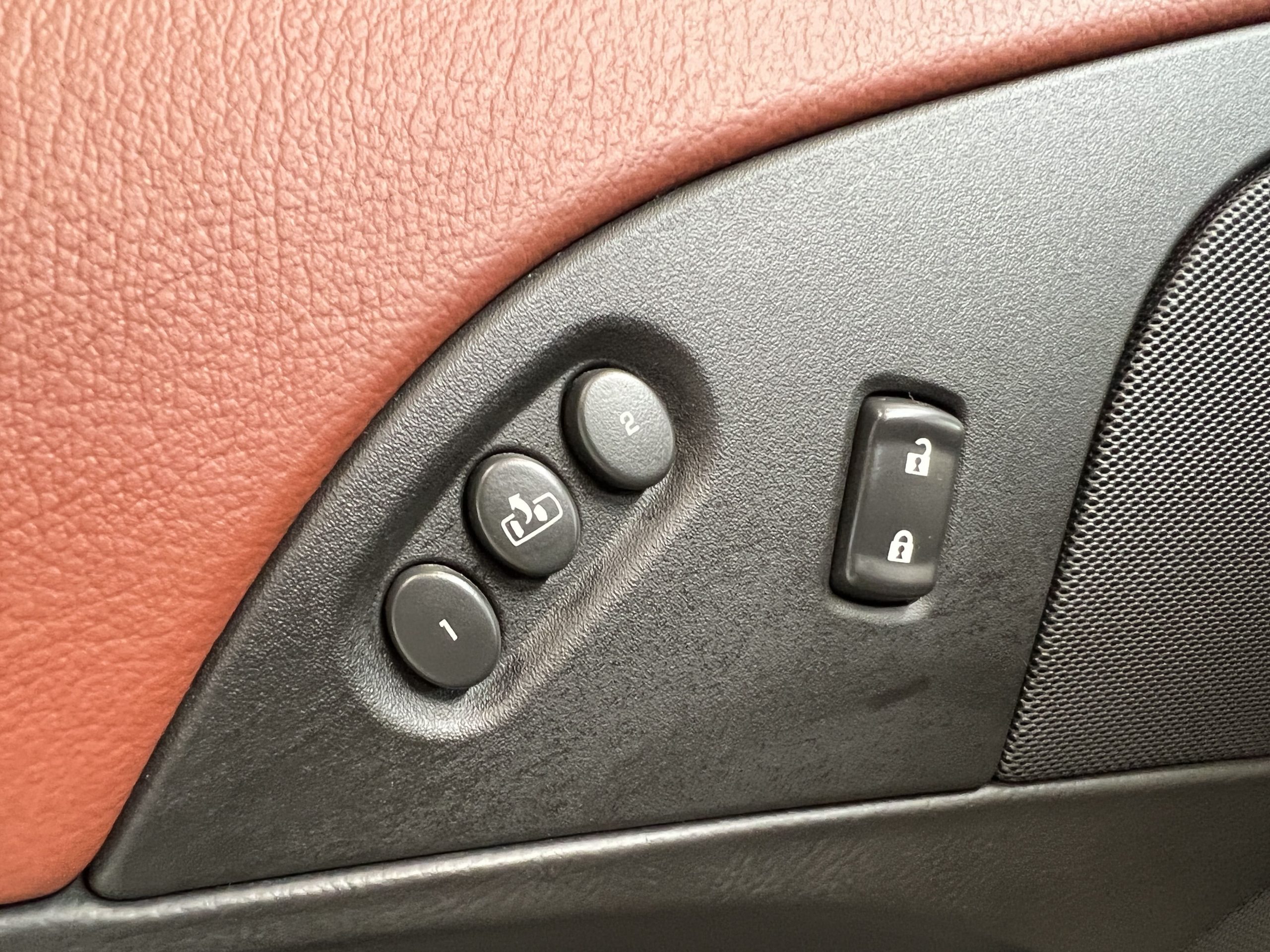 Chevrolet Corvette C6 Noire-blanche 19