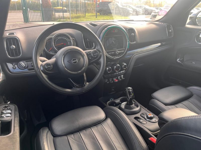 MINI COUNTRYMAN II (F60) COOPER 136 EDITION LONGSTONE BVA7