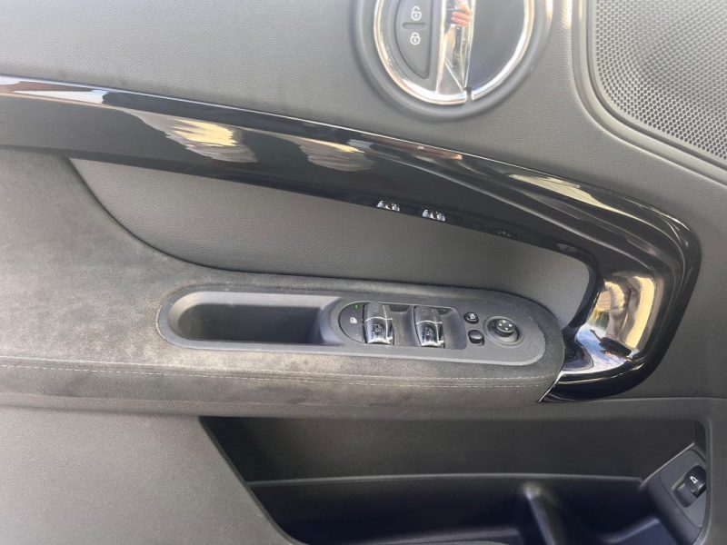 MINI COUNTRYMAN II (F60) COOPER 136 EDITION LONGSTONE BVA7