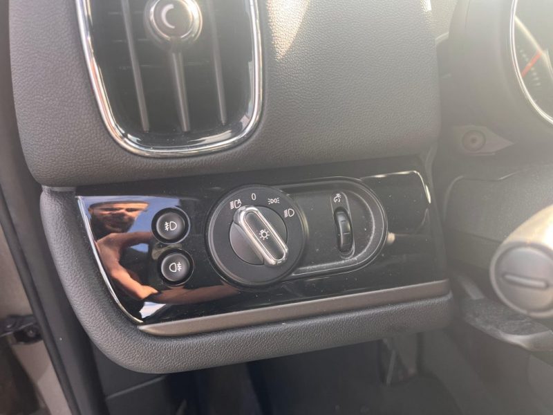 MINI COUNTRYMAN II (F60) COOPER 136 EDITION LONGSTONE BVA7