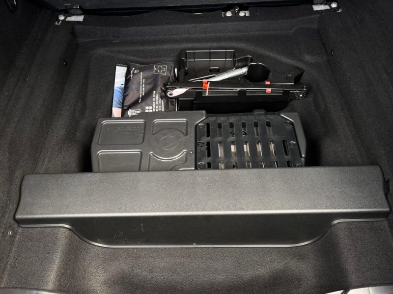 MERCEDES CLASSE CLA (2) SHOOTING BRAKE 180 WHITEART EDITION 7G-DCT - GARANTIE