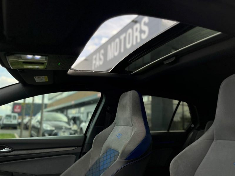 VOLKSWAGEN GOLF 2.0 TSI 320CH R 4MOTION DSG7 - GARANTIE