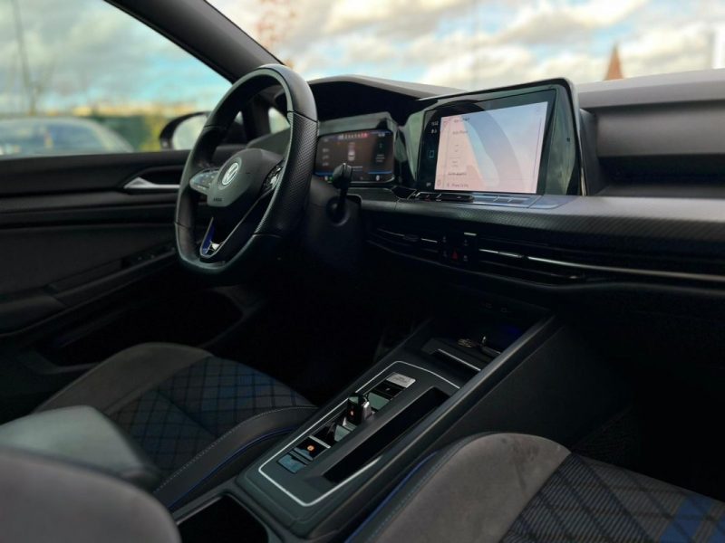 VOLKSWAGEN GOLF 2.0 TSI 320CH R 4MOTION DSG7 - GARANTIE