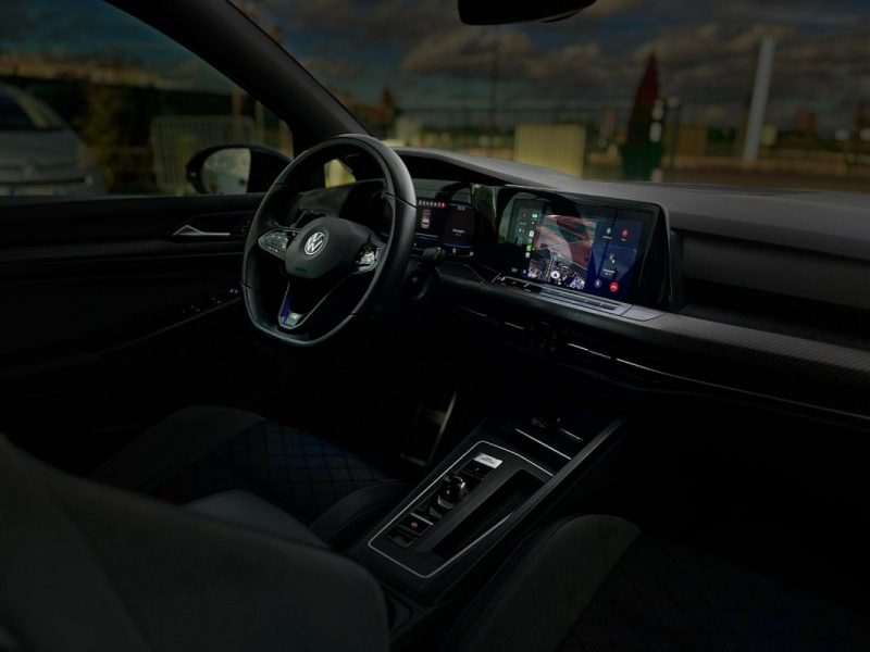 VOLKSWAGEN GOLF 2.0 TSI 320CH R 4MOTION DSG7 - GARANTIE