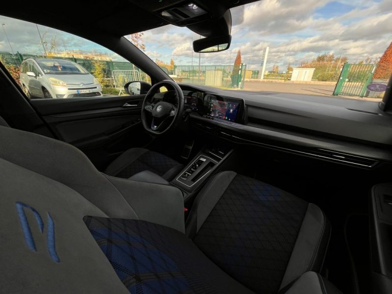 VOLKSWAGEN GOLF 2.0 TSI 320CH R 4MOTION DSG7 - GARANTIE