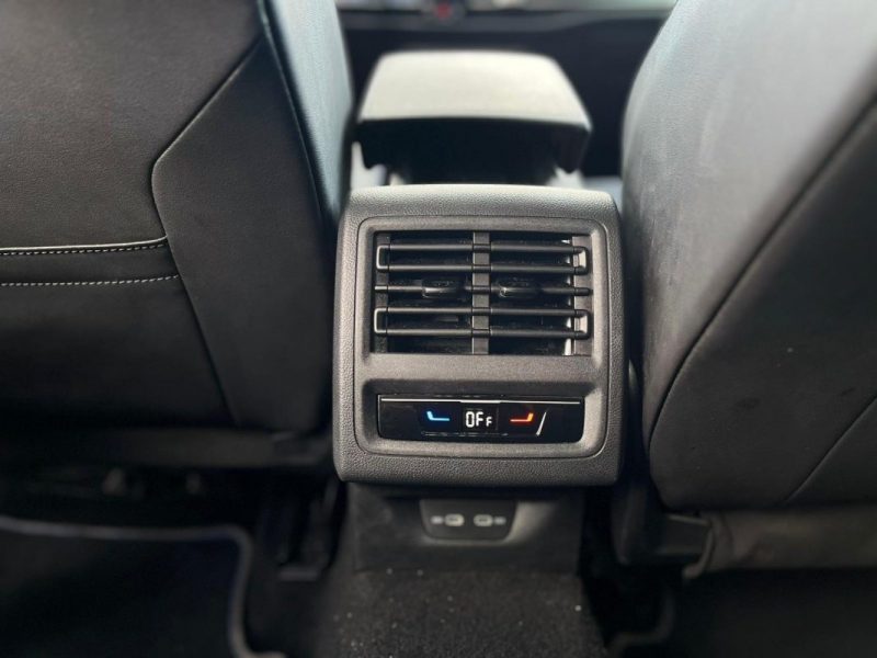 VOLKSWAGEN GOLF 2.0 TSI 320CH R 4MOTION DSG7 - GARANTIE