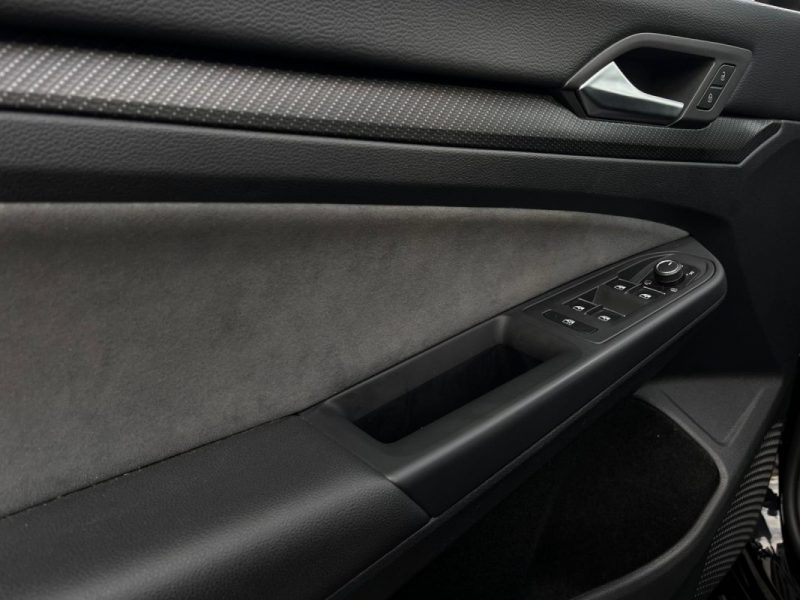 VOLKSWAGEN GOLF 2.0 TSI 320CH R 4MOTION DSG7 - GARANTIE