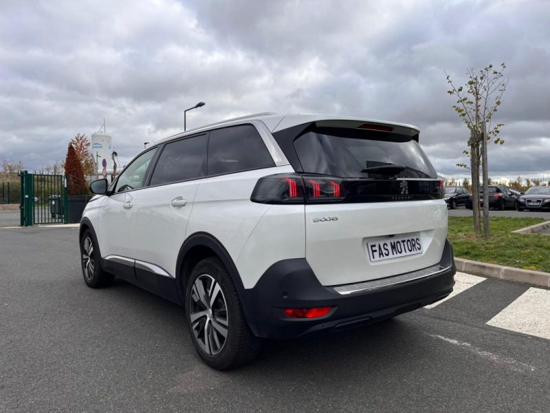 PEUGEOT 5008 II (2) 1.5 BLUEHDI 130 S&S ALLURE PACK EAT8 - GARANTIE