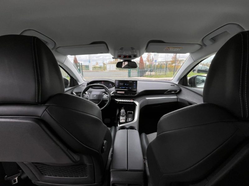 PEUGEOT 5008 II (2) 1.5 BLUEHDI 130 S&S ALLURE PACK EAT8 - GARANTIE