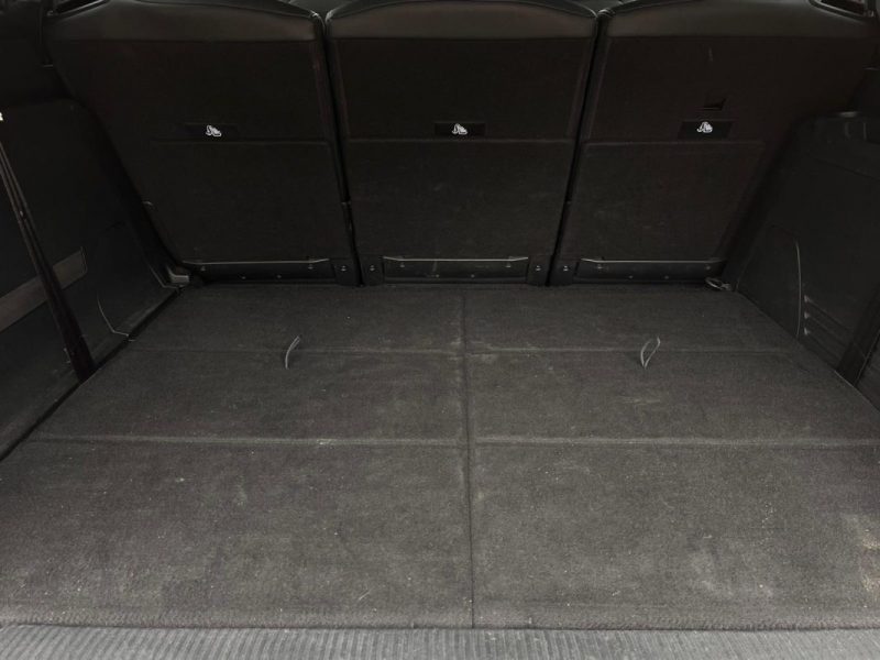 PEUGEOT 5008 II (2) 1.5 BLUEHDI 130 S&S ALLURE PACK EAT8 - GARANTIE