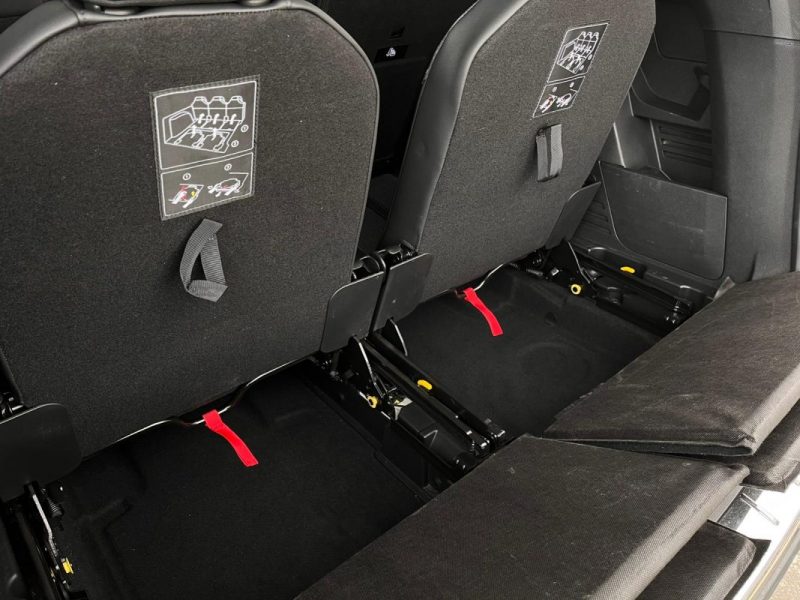 PEUGEOT 5008 II (2) 1.5 BLUEHDI 130 S&S ALLURE PACK EAT8 - GARANTIE