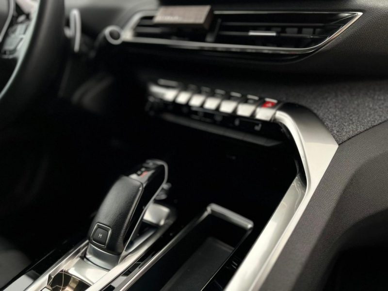 PEUGEOT 5008 II (2) 1.5 BLUEHDI 130 S&S ALLURE PACK EAT8 - GARANTIE