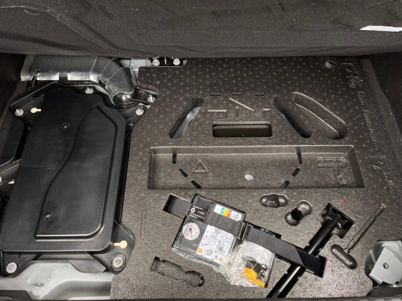 RENAULT CLIO V (2) 1.6 E-TECH FULL HYBRID 145 ESPRIT ALPINE - GARANTIE