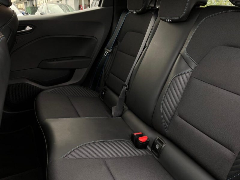 RENAULT CLIO V (2) 1.6 E-TECH FULL HYBRID 145 ESPRIT ALPINE - GARANTIE