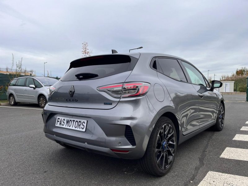 RENAULT CLIO V (2) 1.6 E-TECH FULL HYBRID 145 ESPRIT ALPINE - GARANTIE