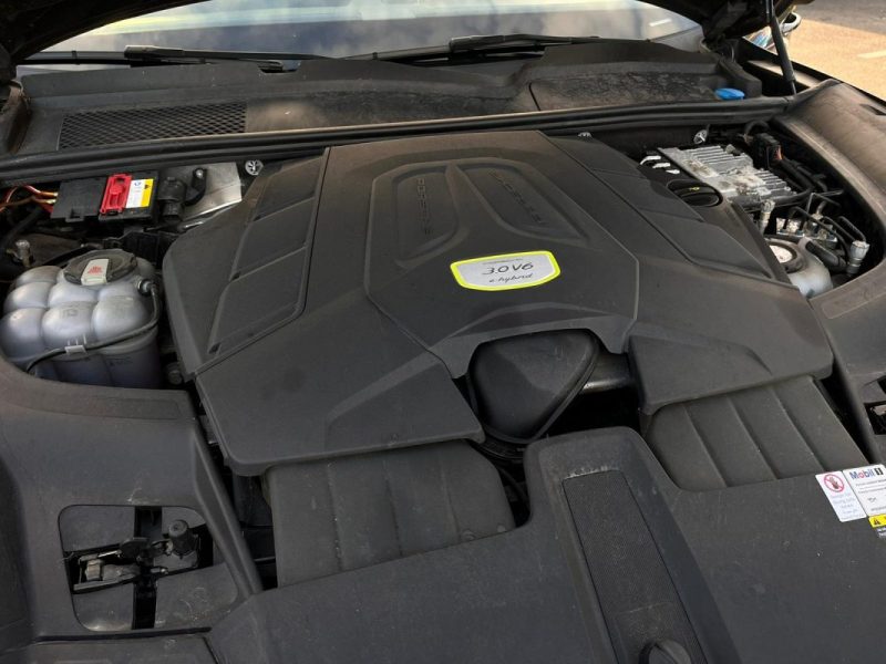 PORSCHE CAYENNE 3.0 V6 462CH E-HYBRID - GARANTIE