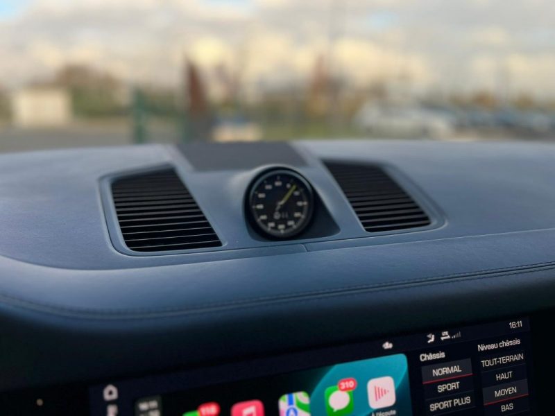 PORSCHE CAYENNE 3.0 V6 462CH E-HYBRID - GARANTIE