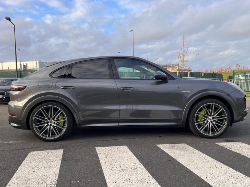PORSCHE CAYENNE 3.0 V6 462CH E-HYBRID - GARANTIE