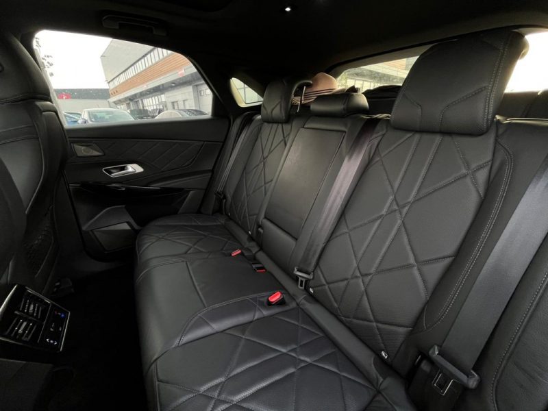  DS7 BLUEHDI 180CH GRAND CHIC AUTOMATIQUE - RIVOLLI - GARANTIE