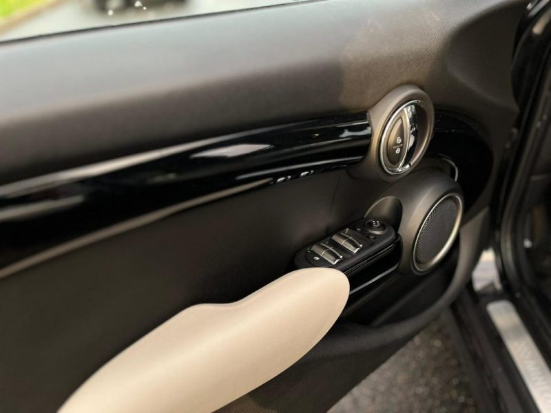 MINI III (F55) 2.0 192 COOPER S PACK RED HOT CHILI - GARANTIE