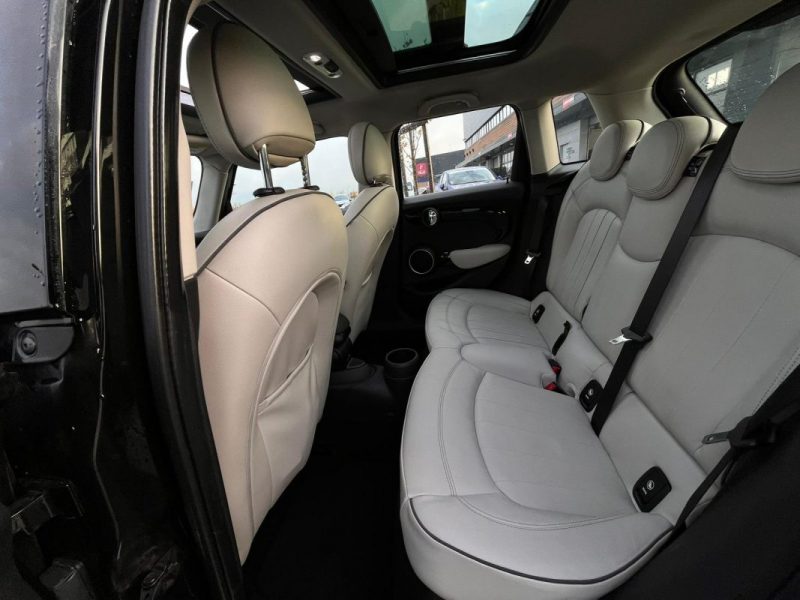 MINI III (F55) 2.0 192 COOPER S PACK RED HOT CHILI - GARANTIE