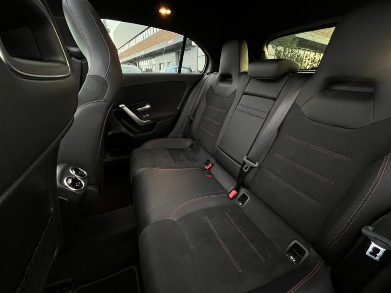 MERCEDES CLASSE A  IV 200 D AMG LINE 8G-DCT - GARANTIE