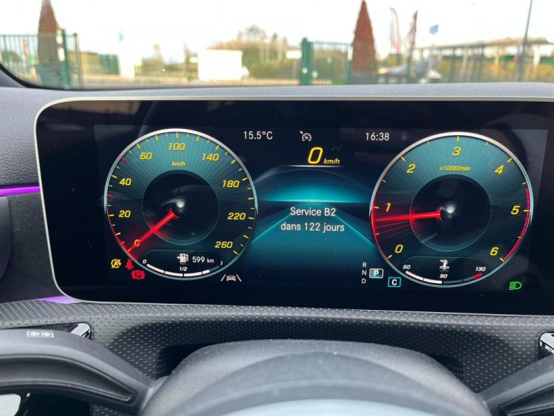 MERCEDES CLASSE A  IV 200 D AMG LINE 8G-DCT - GARANTIE