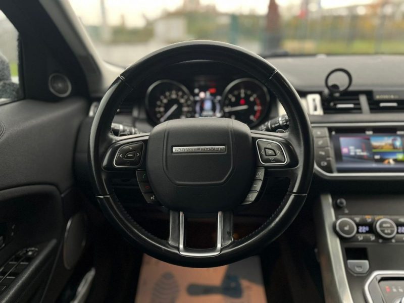 LAND ROVER RR EVOQUE 2.0 TD4 180 SE DYNAMIC BVA - GARANTIE