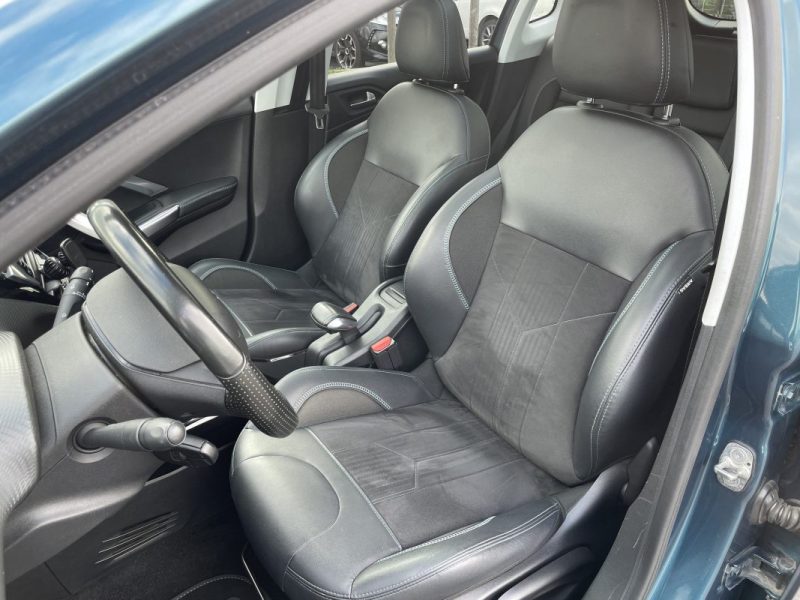 PEUGEOT 2008 1.2 PureTech 110 S&S CROSSWAY EAT6 – Boîte Auto - GARANTIE 
