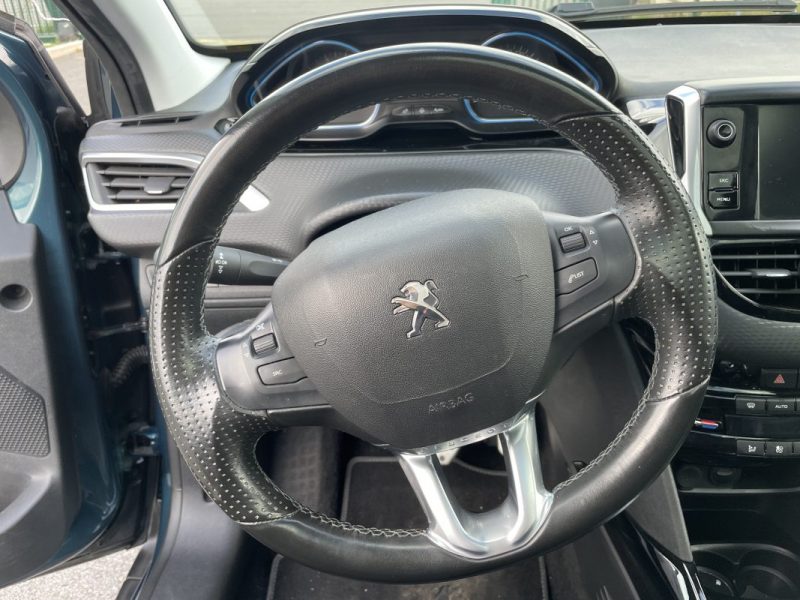 PEUGEOT 2008 1.2 PureTech 110 S&S CROSSWAY EAT6 – Boîte Auto - GARANTIE 