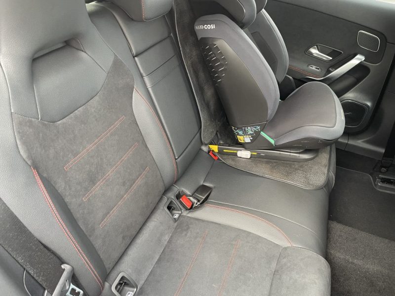 MERCEDES A200D AMG LINE 2024 - 5000 Kms - Toit ouvrant 