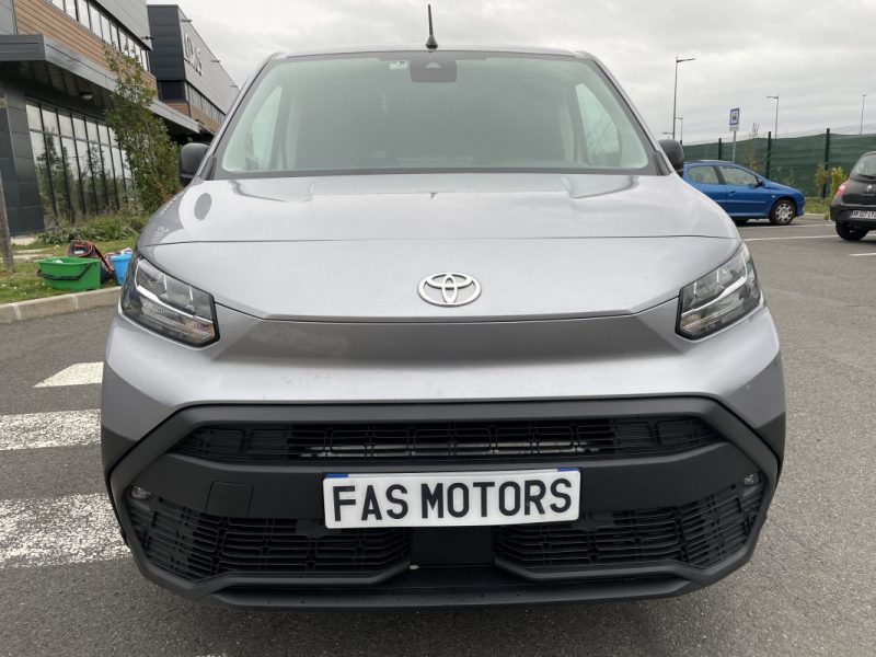 TOYOTA PROACE 3  TOYOTA PROACE CITY (2) FOURGON MEDIUM 1.5 130 D-4D BVA8 DYNAMIC 2025