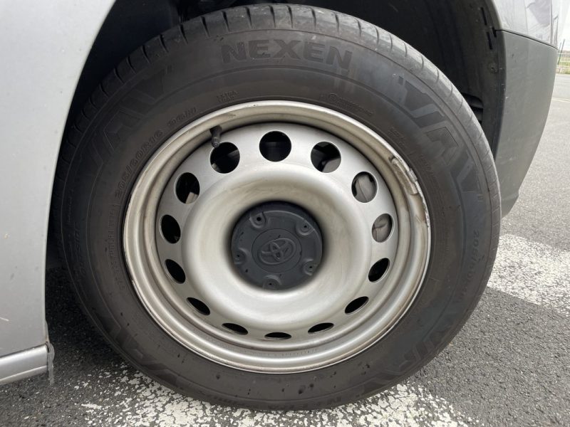 TOYOTA PROACE 3  TOYOTA PROACE CITY (2) FOURGON MEDIUM 1.5 130 D-4D BVA8 DYNAMIC 2025