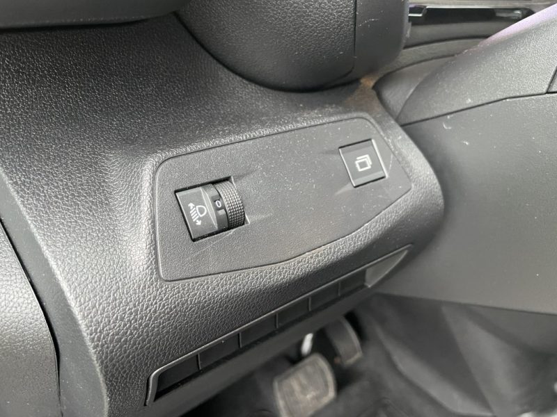 TOYOTA PROACE 3  TOYOTA PROACE CITY (2) FOURGON MEDIUM 1.5 130 D-4D BVA8 DYNAMIC 2025