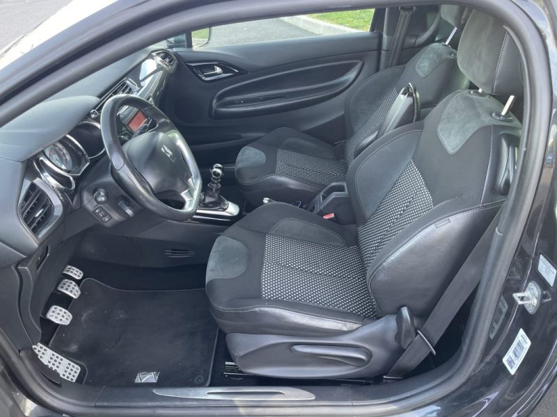 CITROËN DS3 1.6 THP 150 SPORT CHIC 