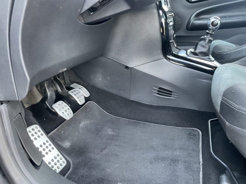 CITROËN DS3 1.6 THP 150 SPORT CHIC 