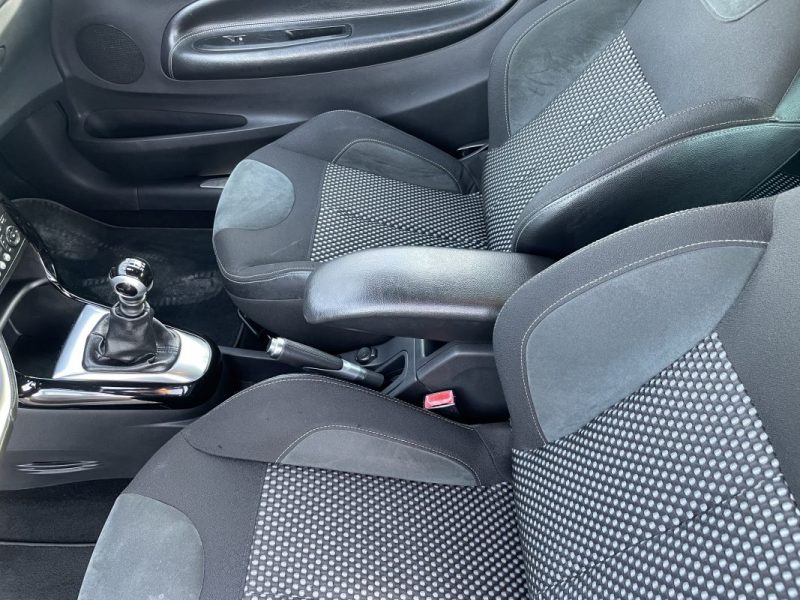 CITROËN DS3 1.6 THP 150 SPORT CHIC 