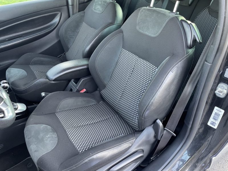 CITROËN DS3 1.6 THP 150 SPORT CHIC 