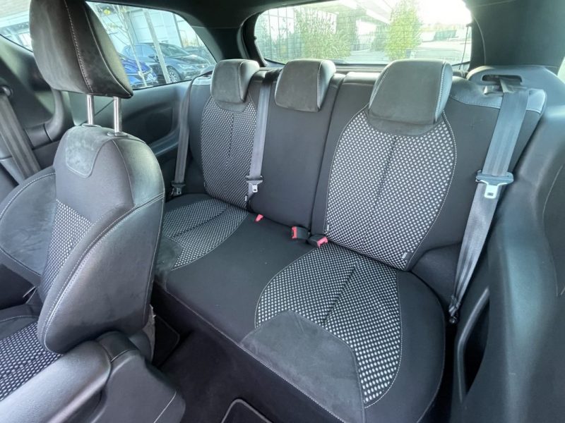 CITROËN DS3 1.6 THP 150 SPORT CHIC 