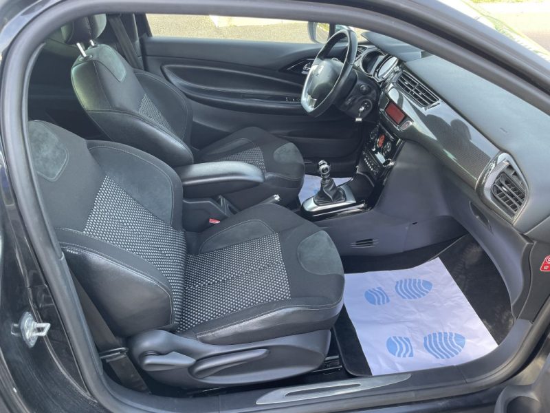 CITROËN DS3 1.6 THP 150 SPORT CHIC 