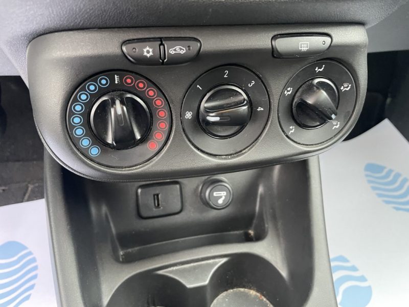 OPEL CORSA 1.4 TURBO 100CH EDITION START/STOP – PREMIÈRE MAIN – ENTRETIEN COMPLET