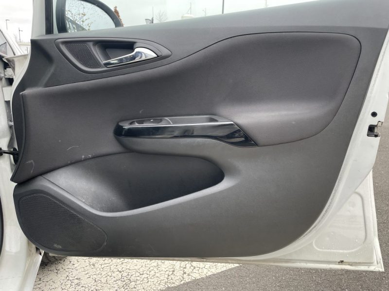 OPEL CORSA 1.4 TURBO 100CH EDITION START/STOP – PREMIÈRE MAIN – ENTRETIEN COMPLET