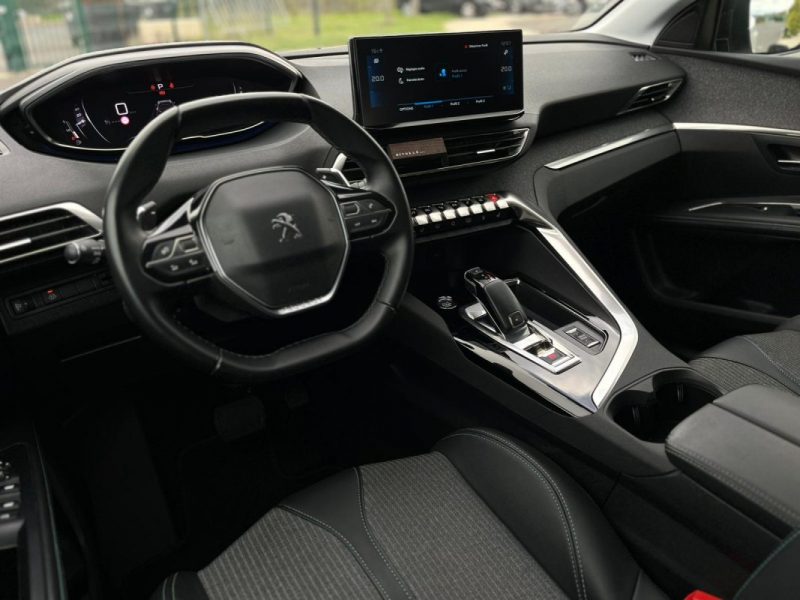 Peugeot 5008 1.5 BlueHDi 130 Allure Pack EAT8 • 7 Places • 2022