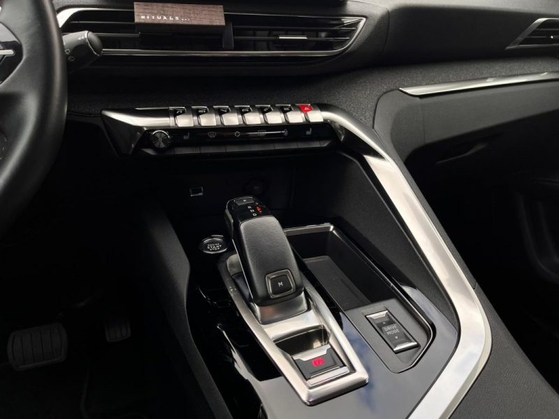 Peugeot 5008 1.5 BlueHDi 130 Allure Pack EAT8 • 7 Places • 2022