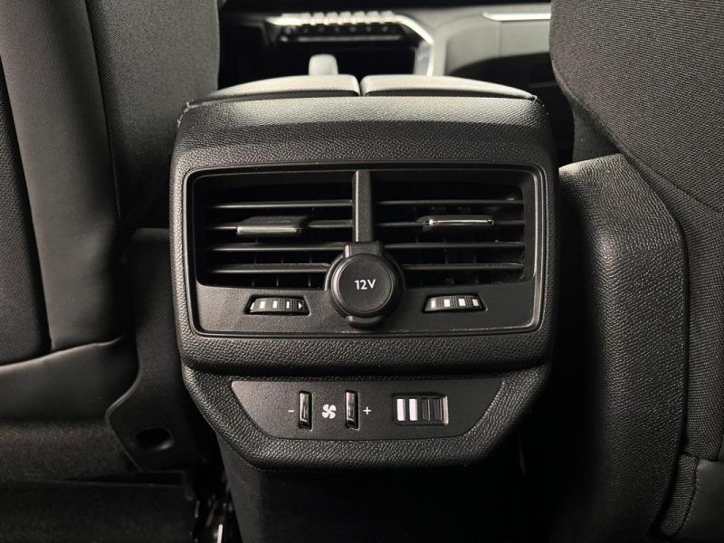 Peugeot 5008 1.5 BlueHDi 130 Allure Pack EAT8 • 7 Places • 2022