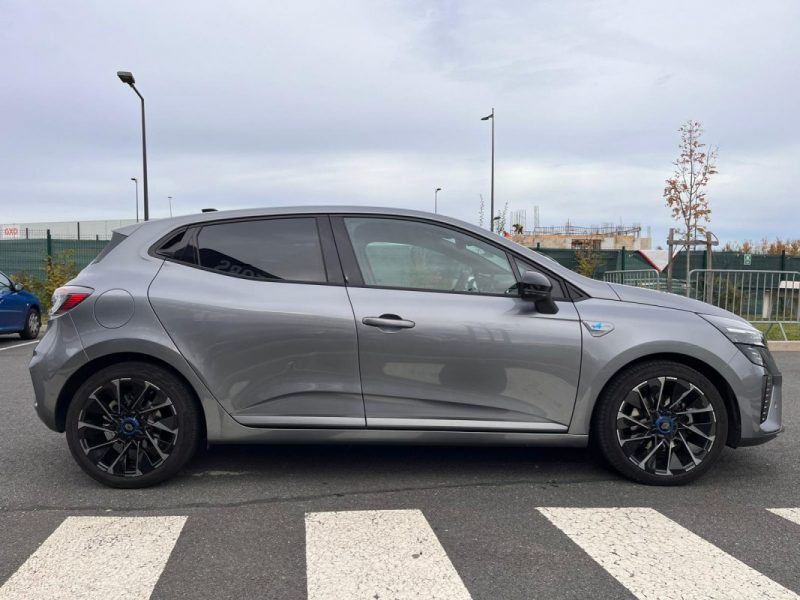 Renault Clio 5 E-Tech Hybrid 145 Esprit Alpine • 2024