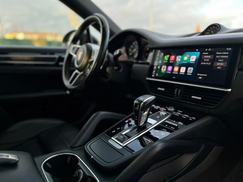 Porsche Cayenne 3.0 V6 462ch E-Hybrid • 2019 • Full Options 