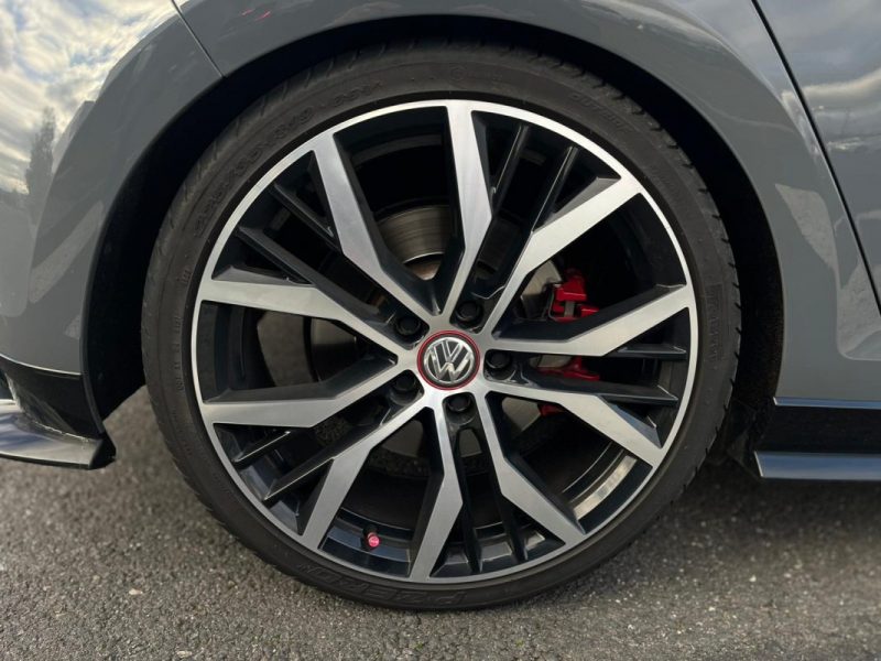 Golf 7 GTI TCR 290 DSG – Stage 2 ~400ch – Akrapovic – TO Panoramique