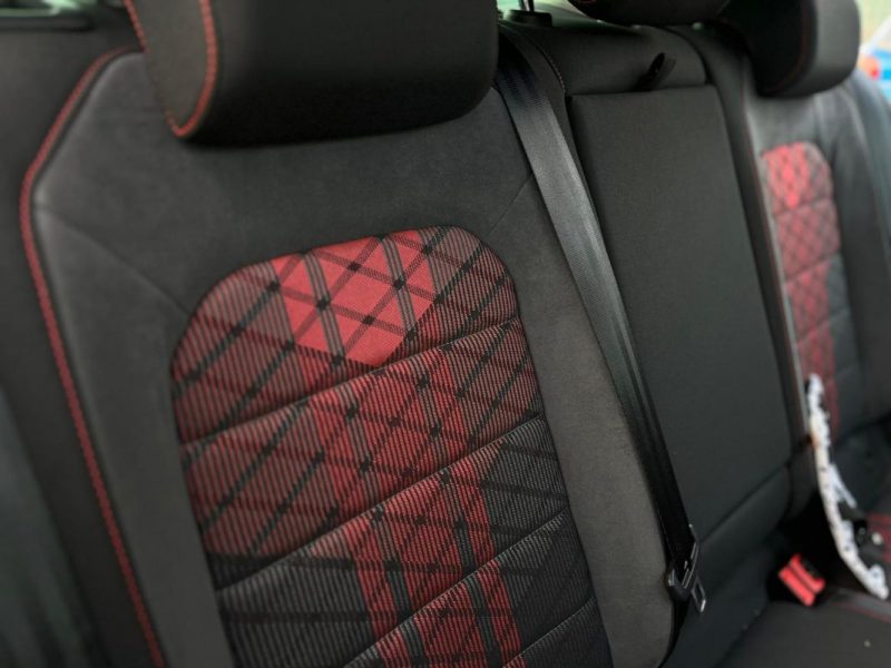 Golf 7 GTI TCR 290 DSG – Stage 2 ~400ch – Akrapovic – TO Panoramique