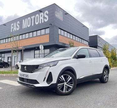 Peugeot 5008 1.5 BlueHDi 130 Allure Pack EAT8 • 7 Places • 2022